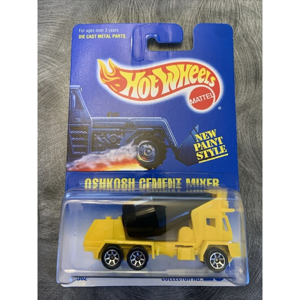 1992 Hot Wheels Oshkosh Cement Mixer #269 Yellow 1:64 MPN 12362 New Paint Style